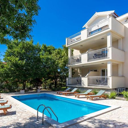 Beautiful Apartment In Pinezici With Wifi Extérieur photo