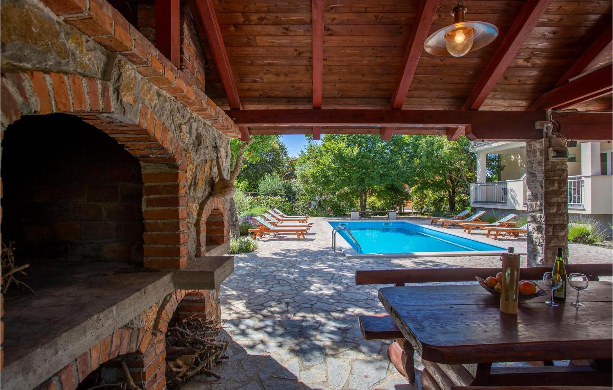 Beautiful Apartment In Pinezici With Wifi Extérieur photo