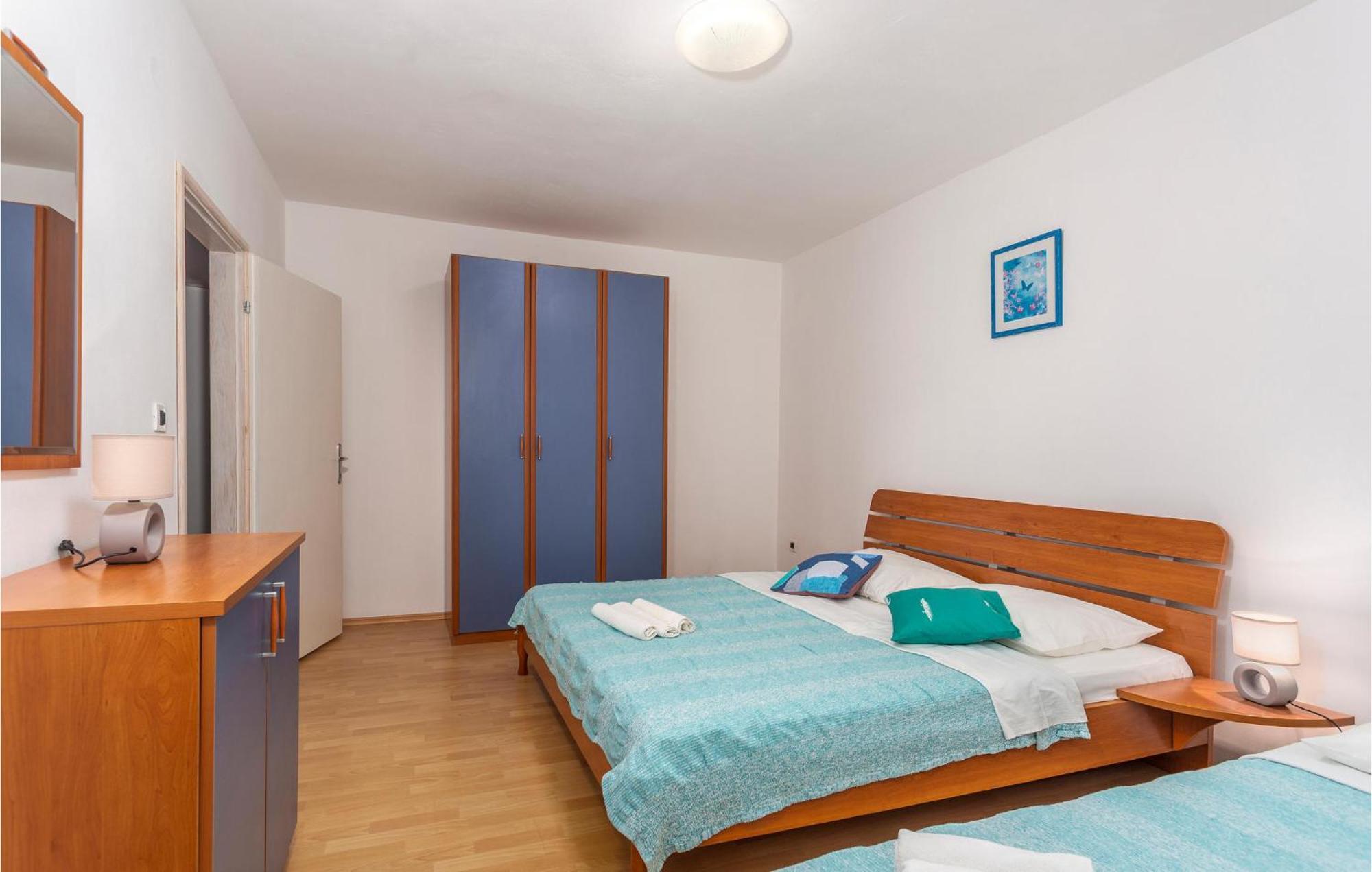 Beautiful Apartment In Pinezici With Wifi Extérieur photo